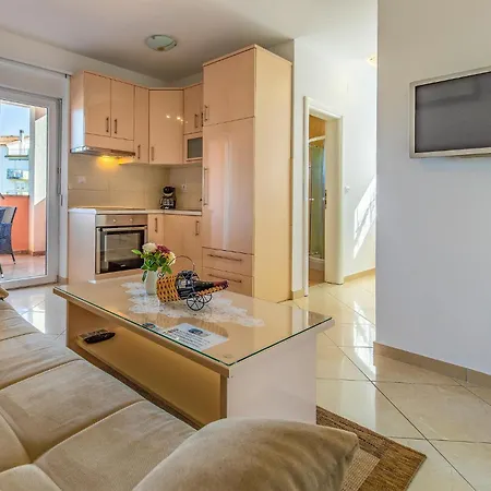 2 Bedroom Awesome In